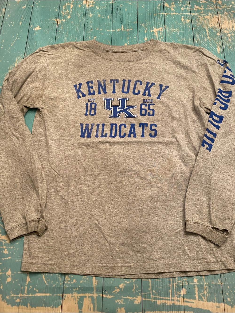 Kentucky Wildcats Gray Long-Sleeve Shirt